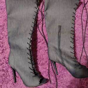 ShoeDazzle peep toe heels size 11 never worn